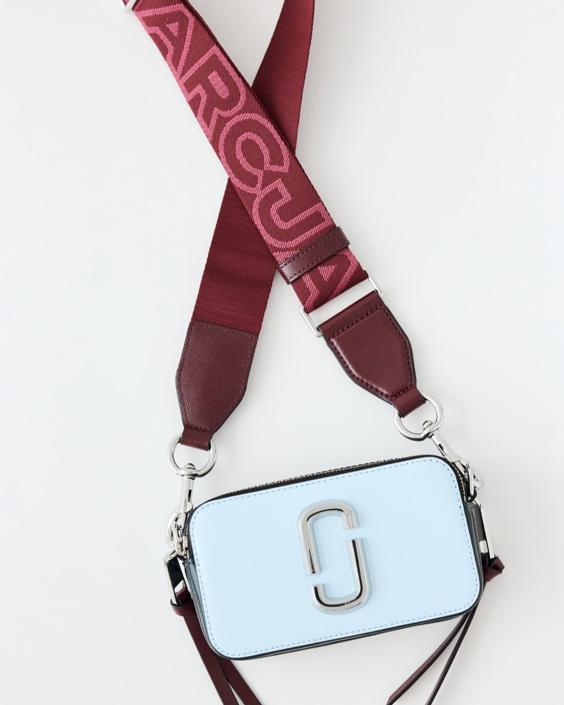 Túi đeo chéo nữ Marc Jacobs màu xanh The Snapshot Crossbody Bag Cloud Blue Multi 2S3HCR500H03 17