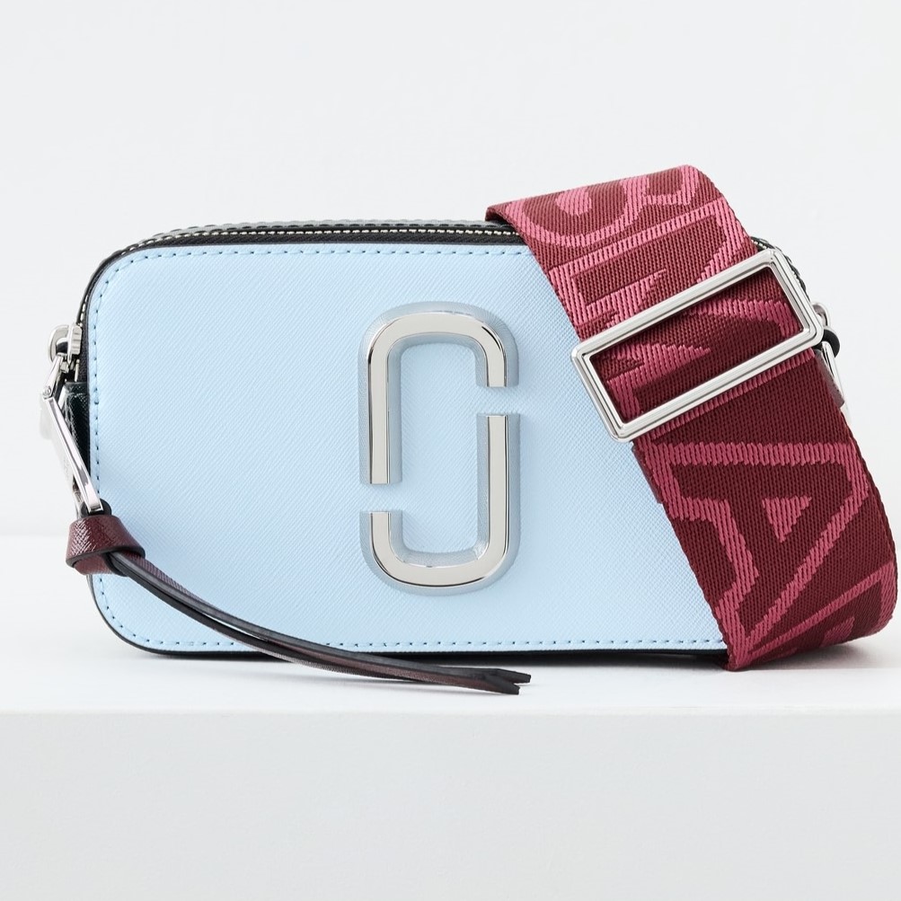 Túi đeo chéo nữ Marc Jacobs màu xanh The Snapshot Crossbody Bag Cloud Blue Multi 2S3HCR500H03 21
