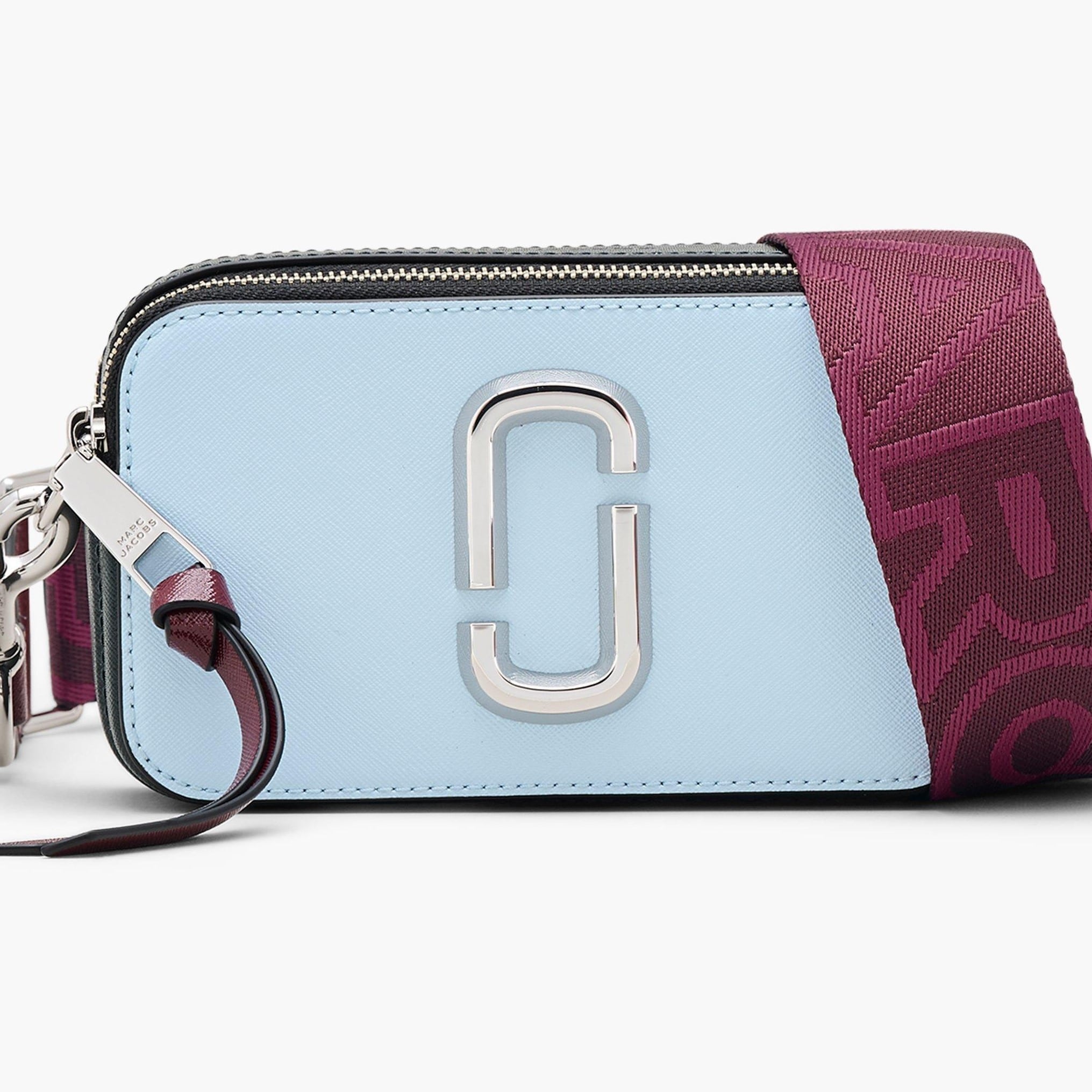 Túi đeo chéo nữ Marc Jacobs màu xanh The Snapshot Crossbody Bag Cloud Blue Multi 2S3HCR500H03 28