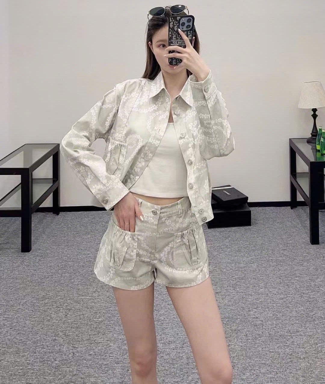 Combo bộ Chanel Printed Denim Grey White 4