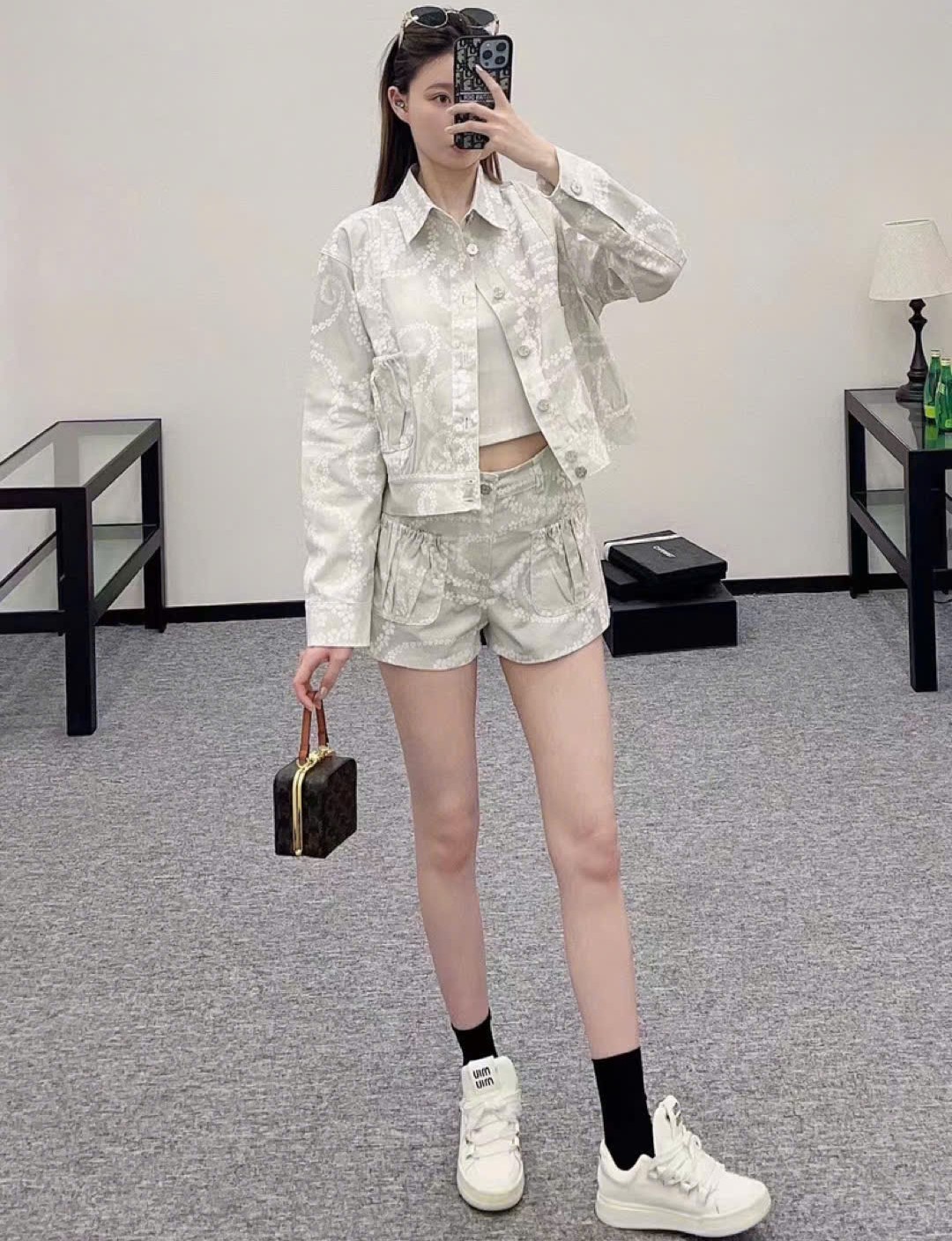 Combo bộ Chanel Printed Denim Grey White 8