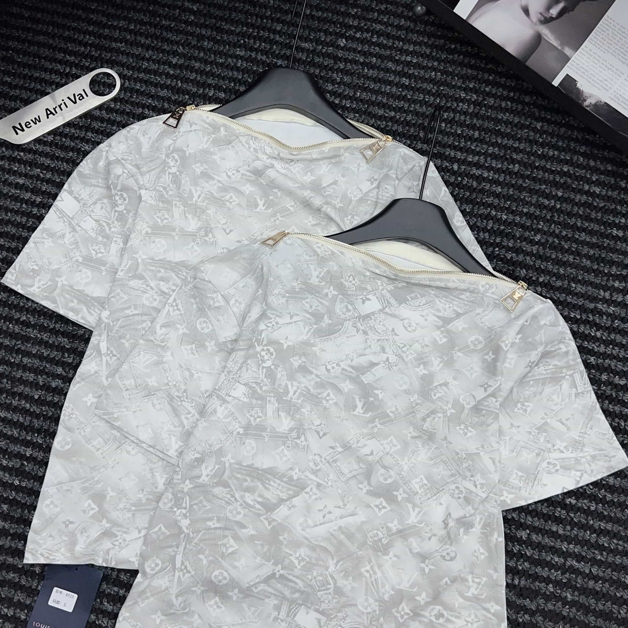 Áo Thun LV cổ khoá 2