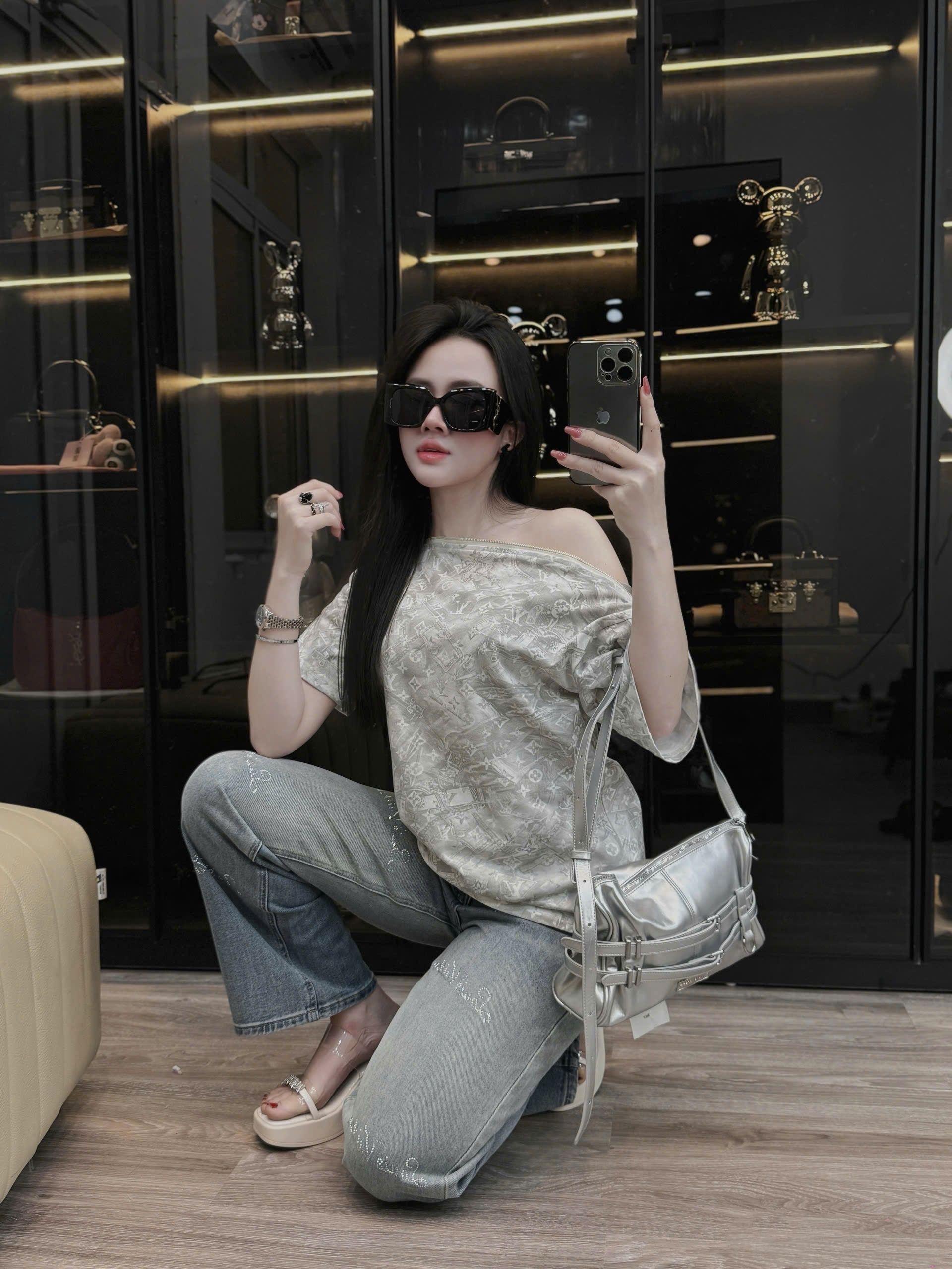 Áo Thun LV cổ khoá 6
