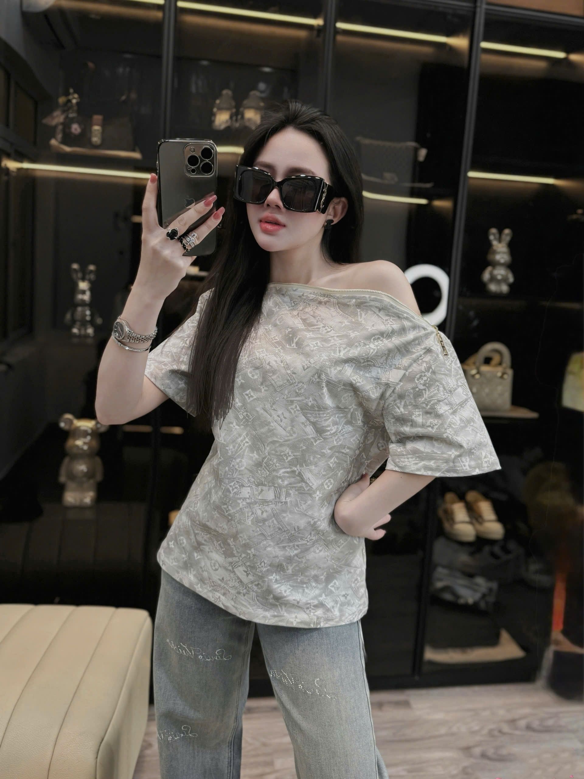 Áo Thun LV cổ khoá 8