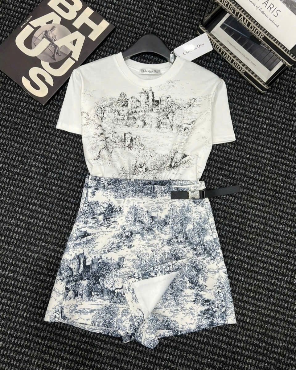 Combo áo thun váy giả quần Dior họa tiết 4