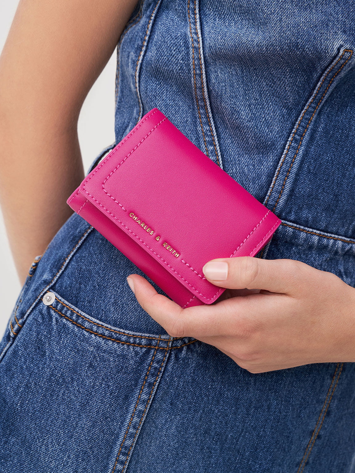 VÍ NỮ CHARLES KEITH SONNET SNAP BUTTON SMALL WALLET 5