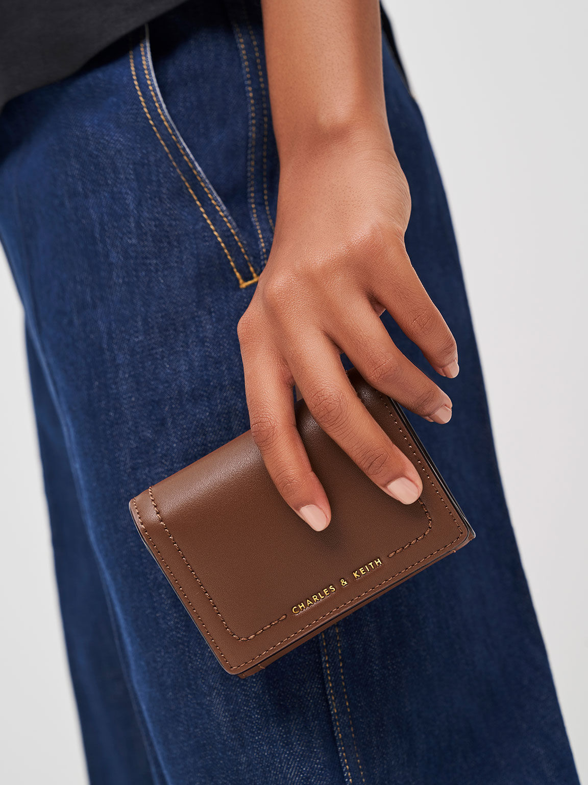 VÍ NỮ CHARLES KEITH SONNET SNAP BUTTON SMALL WALLET 19