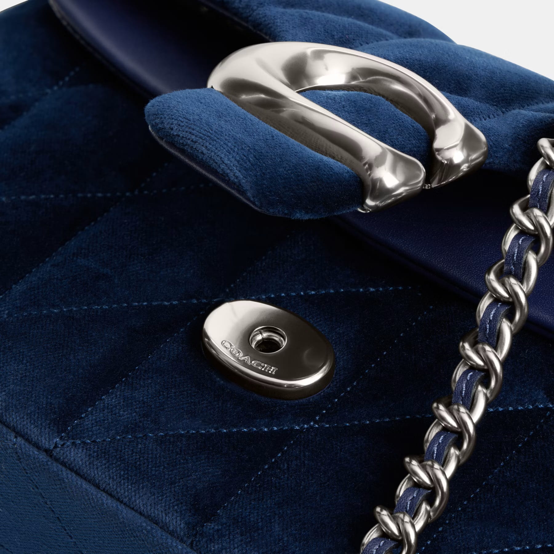 Túi đeo chéo Coach Tabby Shoulder Bag 26 With Quilting Blue CW607 2