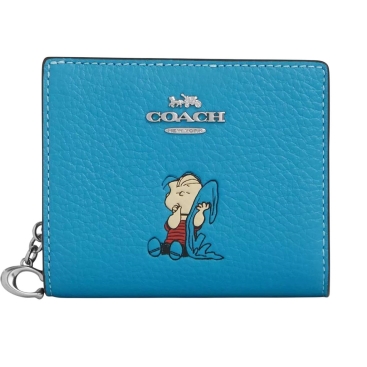 Ví ngắn cầm tay Coach X Peanuts Snap Wallet With Linus Parrot Blue Multi CBN91