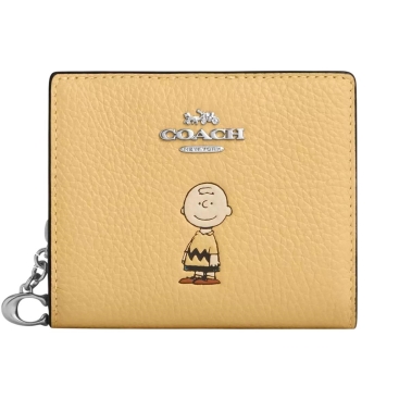Ví ngắn Coach X Peanuts Snap Wallet With Charlie Brown Hay Multi CBN90