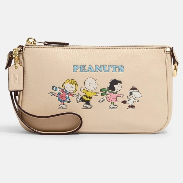 Túi đeo vai nữ Coach X Peanuts Nolita 19 With Snoopy And Friends Motif
