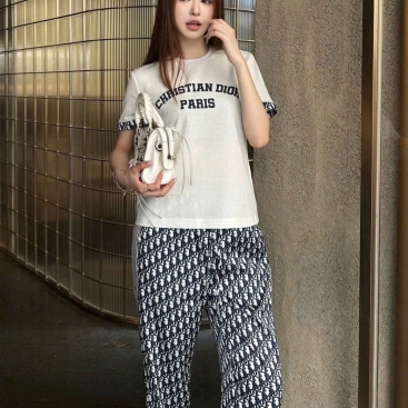 Quần dài vải họa tiết hãng Dior