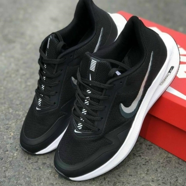 Giày thể thao nam Nike mới