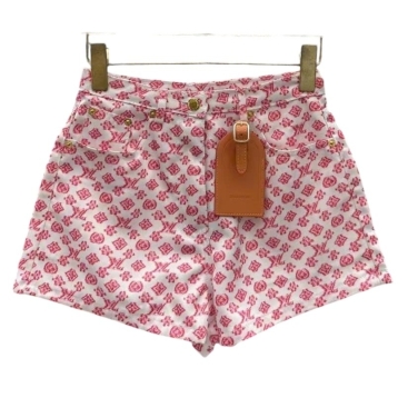 Quần short ngắn hồng thời trang LV