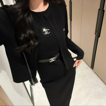 Combo áo khoác đầm dài đen nữ Chanel
