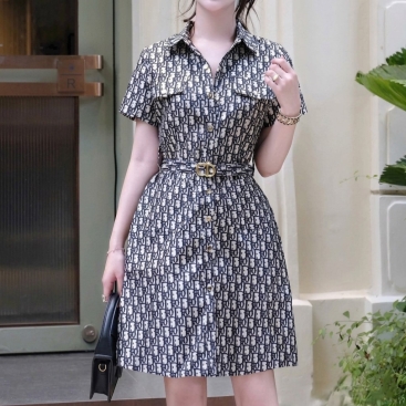 Áo đầm nữ Dior kèm dây nịt cùng màu