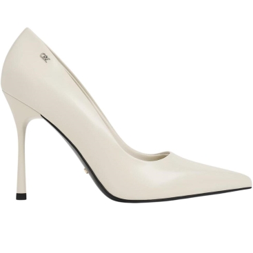 Giày cao gót nữ mũi nhọn Charles Keith Kyra Leather Pointed Toe Pumps Chalk SL1-60280472-1