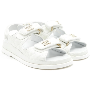 Giày Sandal Chanel White Quilted Lambskin Dad Sandals