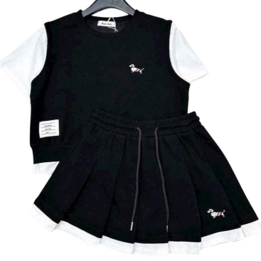 Combo Thom Browne áo váy xòe