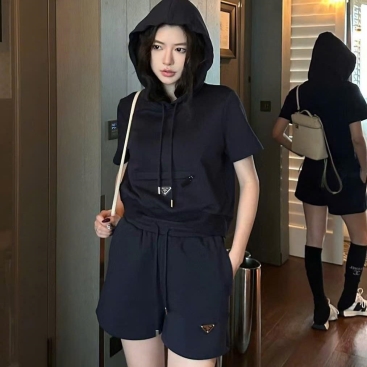 Combo áo cotton mũ và quân ngắn Prada