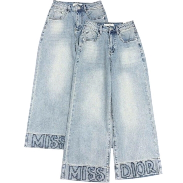 Quần jean suông Miss Dior