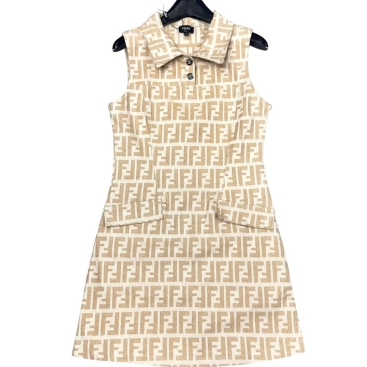 Đầm nữ thời trang cổ polo fendi