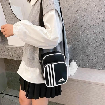 Túi đeo chéo nữ Adidas Vintage Mini Bag Black