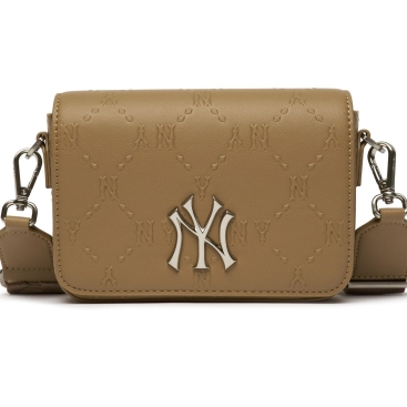 Túi đeo chéo unisex MLB NY Monogram Diamond Embo Mini Crossbody Bag New York Yankees Brown 3ACRS041N-50BGD